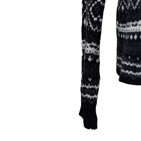 American Eagle Knit Sweater Black White Boat Neck Crop Length, Medium. - Picture 4 of 6